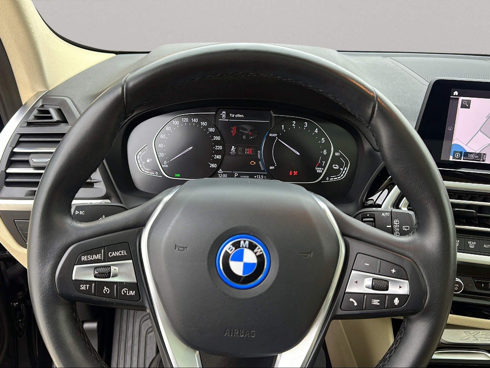 BMW X3 xDrive30e Navi AHK Kamera Pano.Dach LED