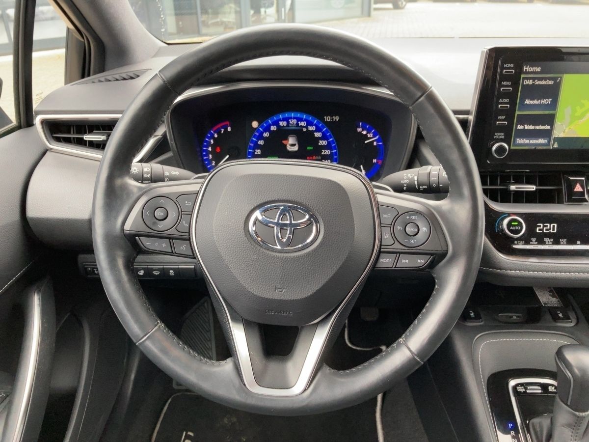 Toyota Corolla 2.0 Hybrid - Samsaru's Car Outlet