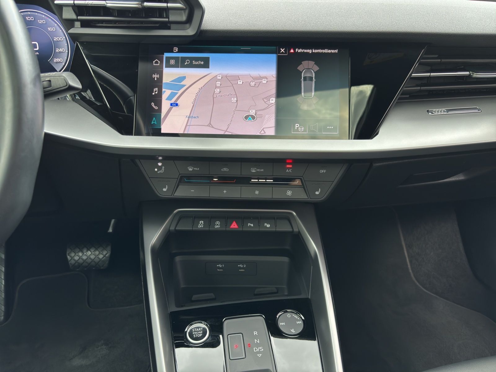 Audi A3 Sportback 35 TFSI S tronic S LINE *PANO*AHK*