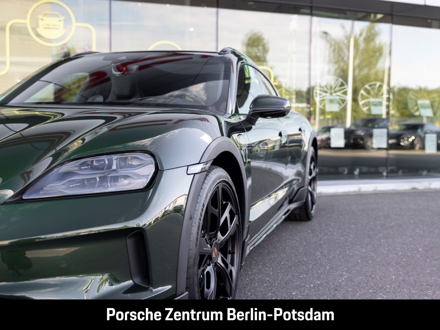 Porsche Taycan 4S Cross Turismo Soft-Close HD-Matrix