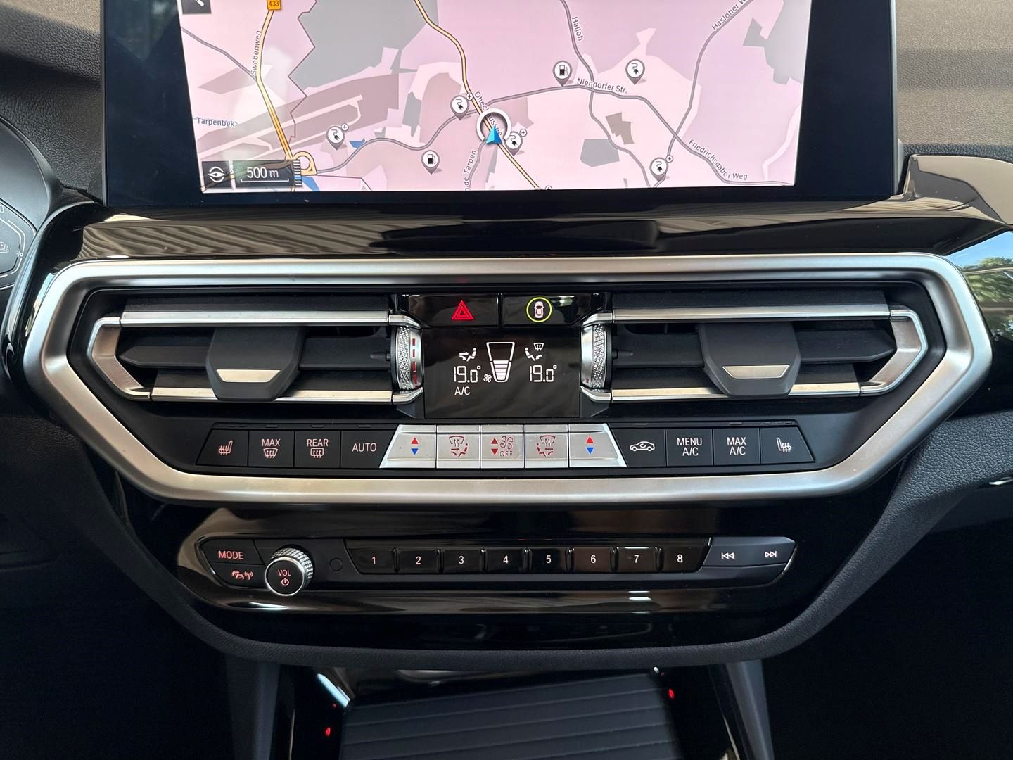 BMW X3 XDRIVE30E AHK-klappbar AHK Navi Leder Digital