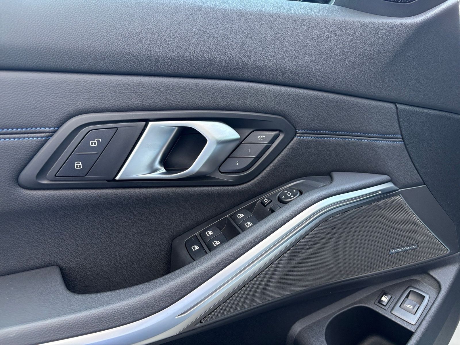 BMW 330e xDrive Touring M Sport Pano H/K DA Prof AHK