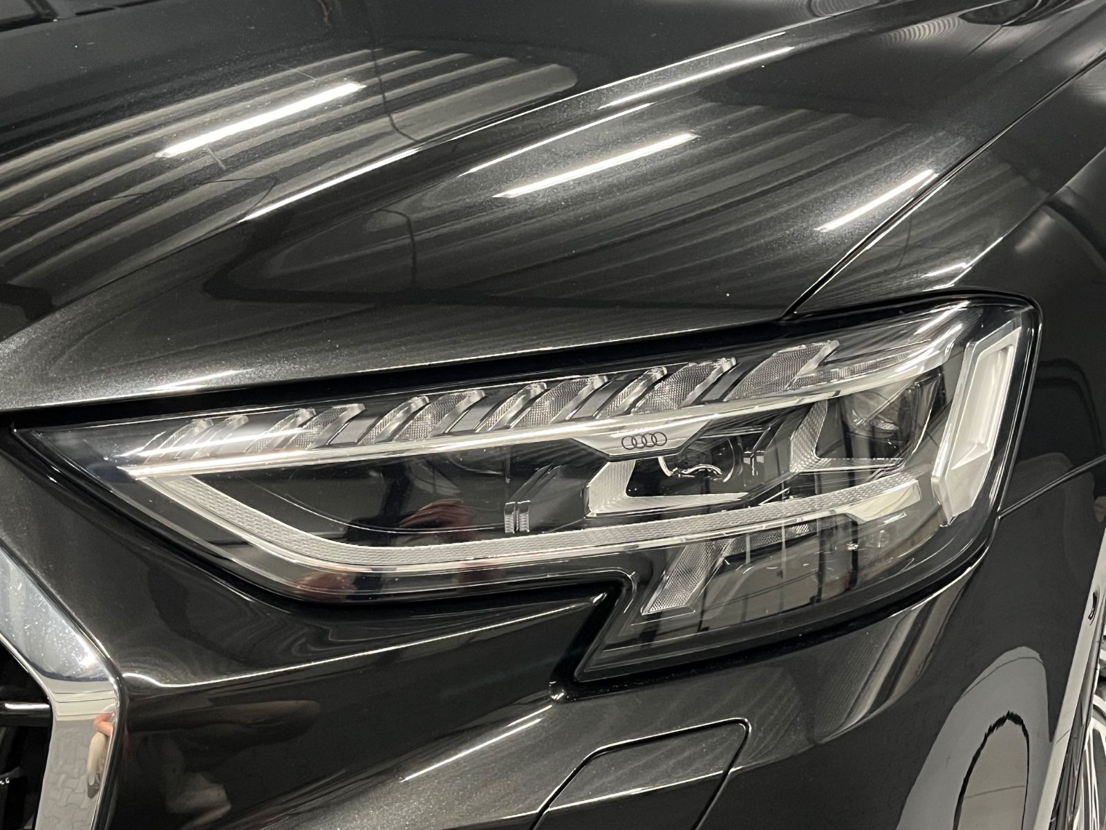 Audi A8 50 TDI L quattro - Samsaru's Car Outlet