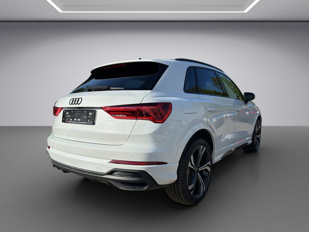 Audi Q3 35 1.5 TFSI S-tronic S line ACC MATRIX-LED