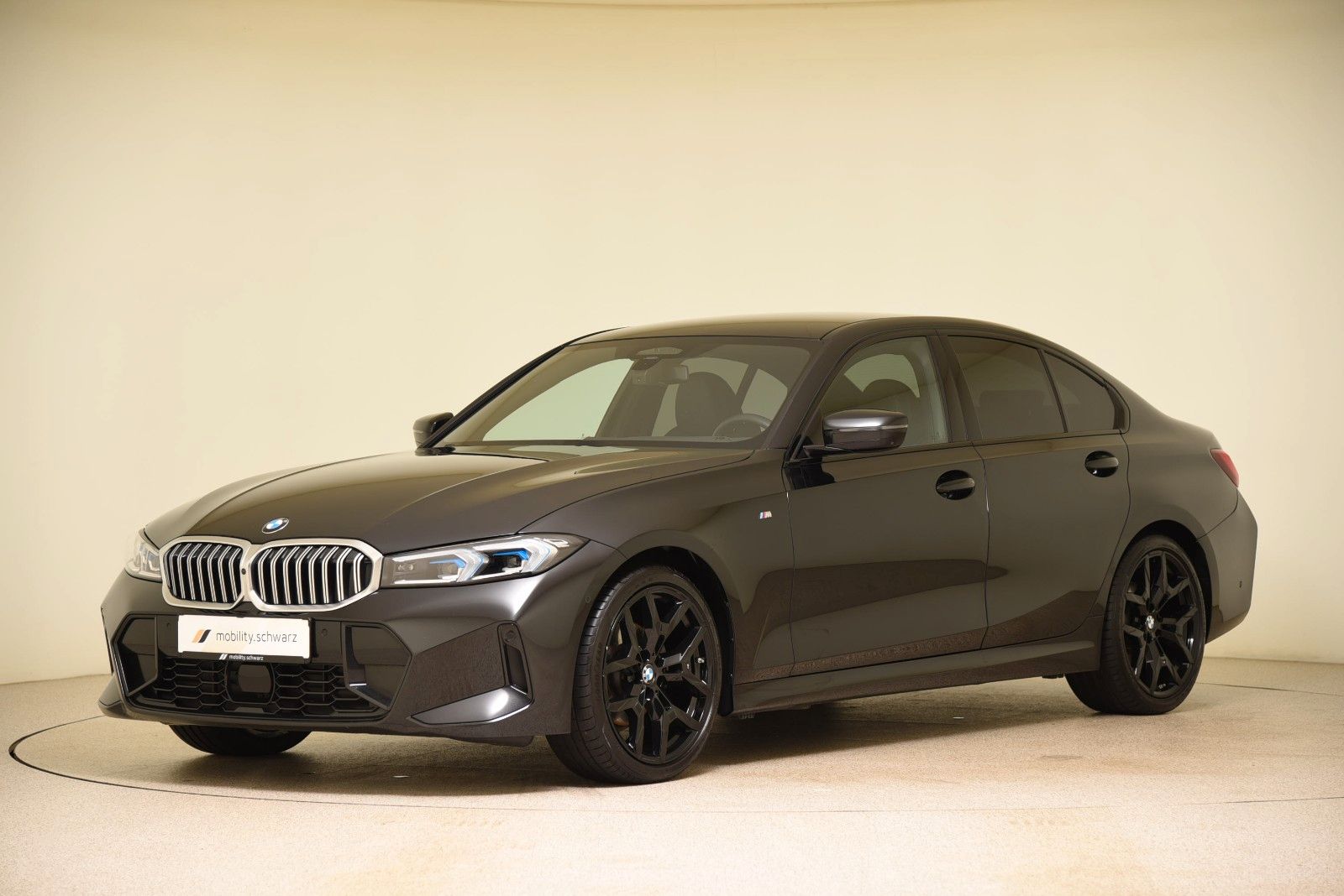 BMW 320d xDrive M Sport ACC HiFi HUD LED DAB Alarm