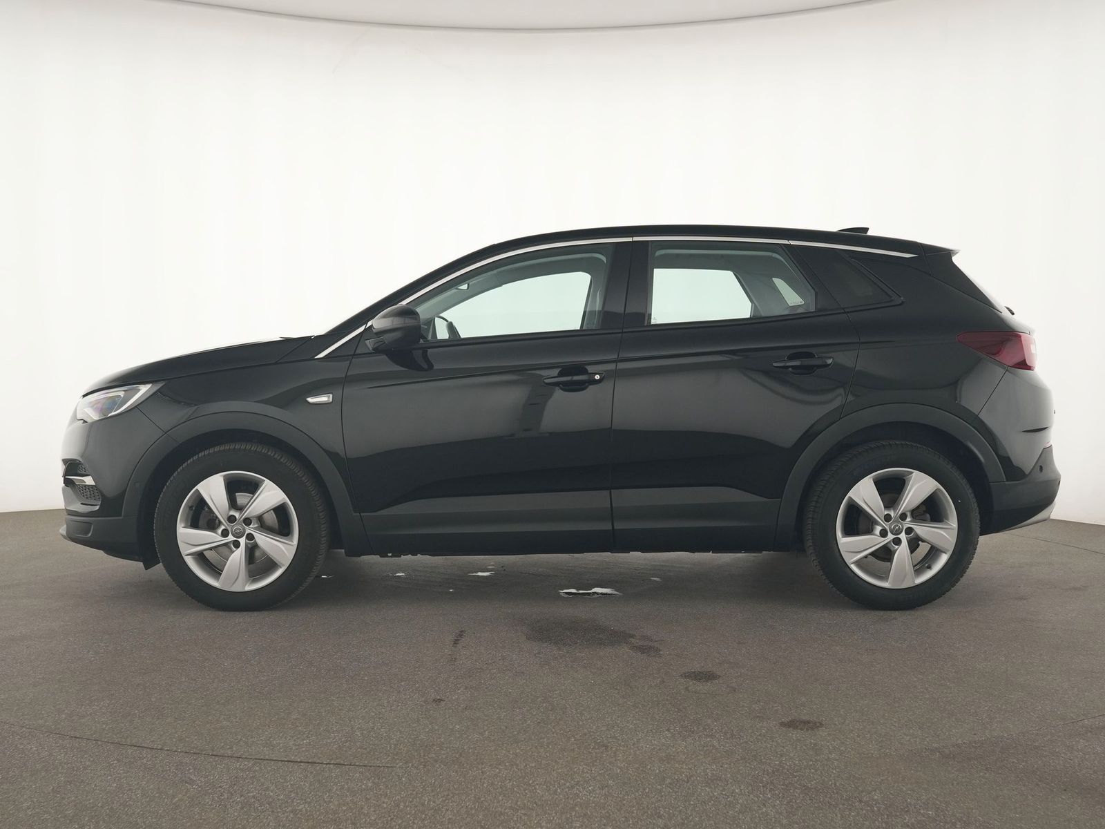 Opel Grandland INNOVATION - Samsaru's Car Outlet