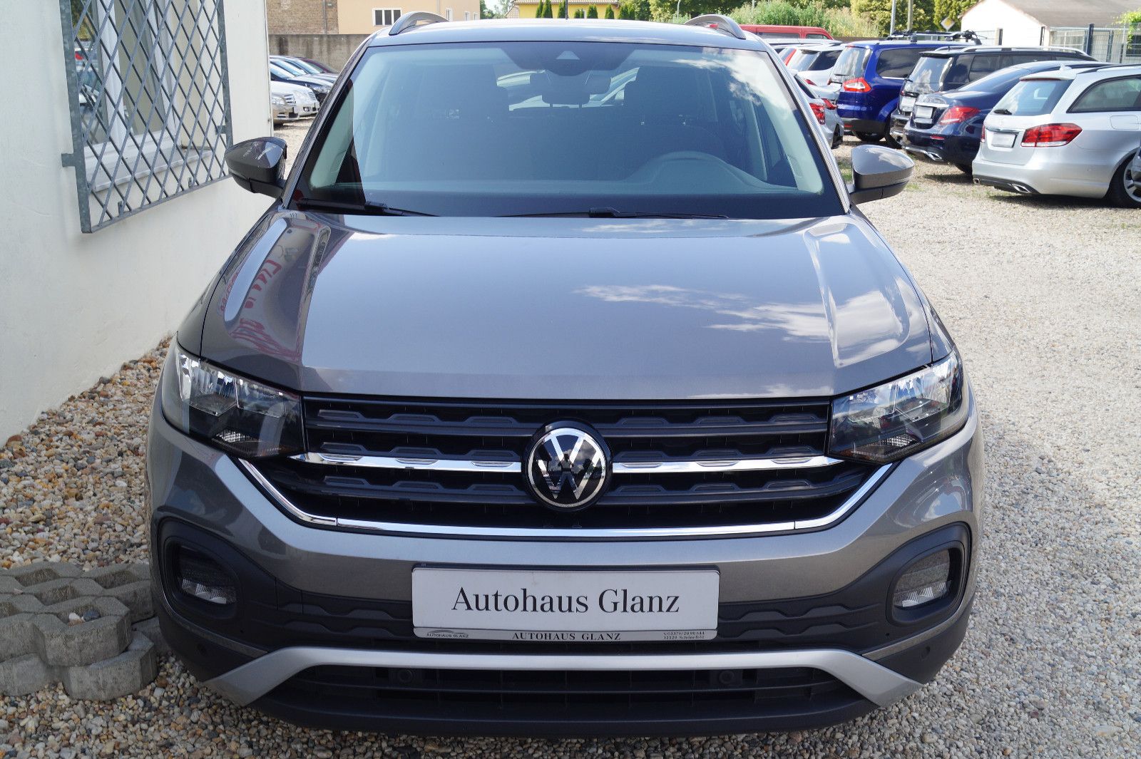Volkswagen T-Cross Life DSG - Samsaru's Car Outlet