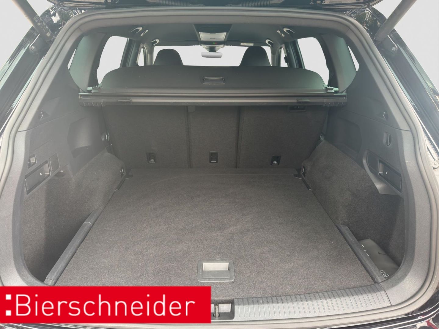 Seat Tarraco 2.0 TDI DSG AB282EUR FR AHK NAVI REAR SH