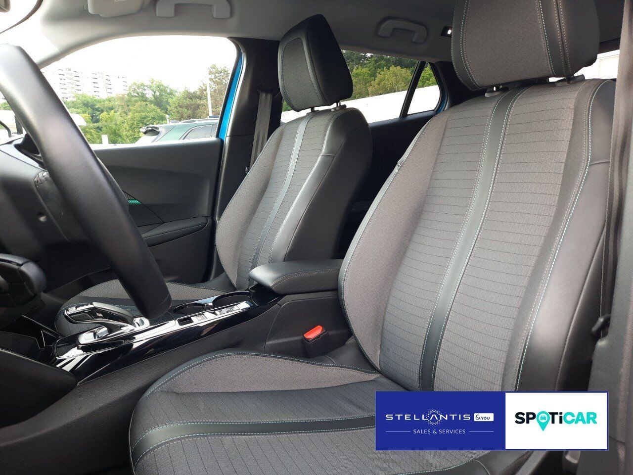 Peugeot 2008 e-Allure Pack - Samsaru's Car Outlet