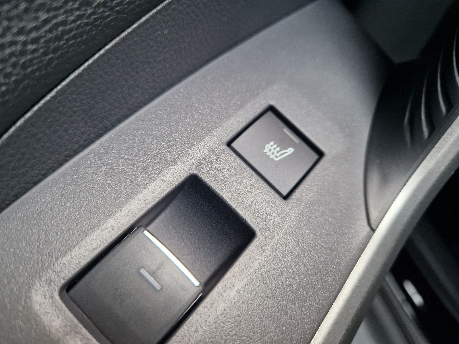 Toyota RAV 4 PLUG-IN Hybrid 4x4 Teampl.*HUD*el. Heck*