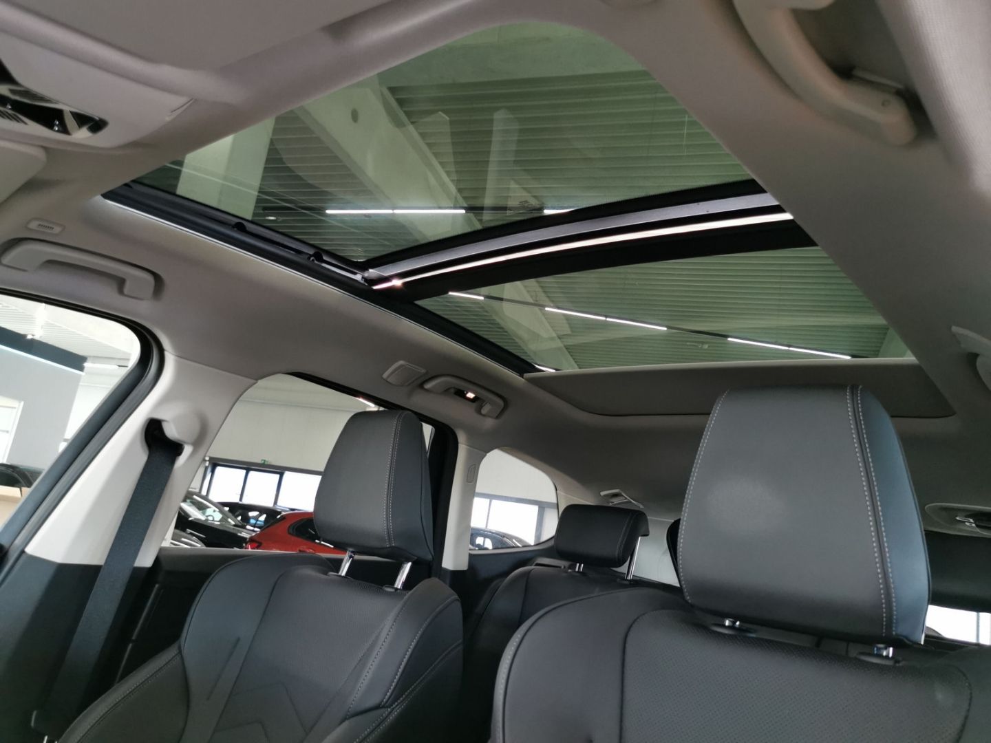 BMW X1 xDRIVE 20d xLine - Samsaru's Car Outlet