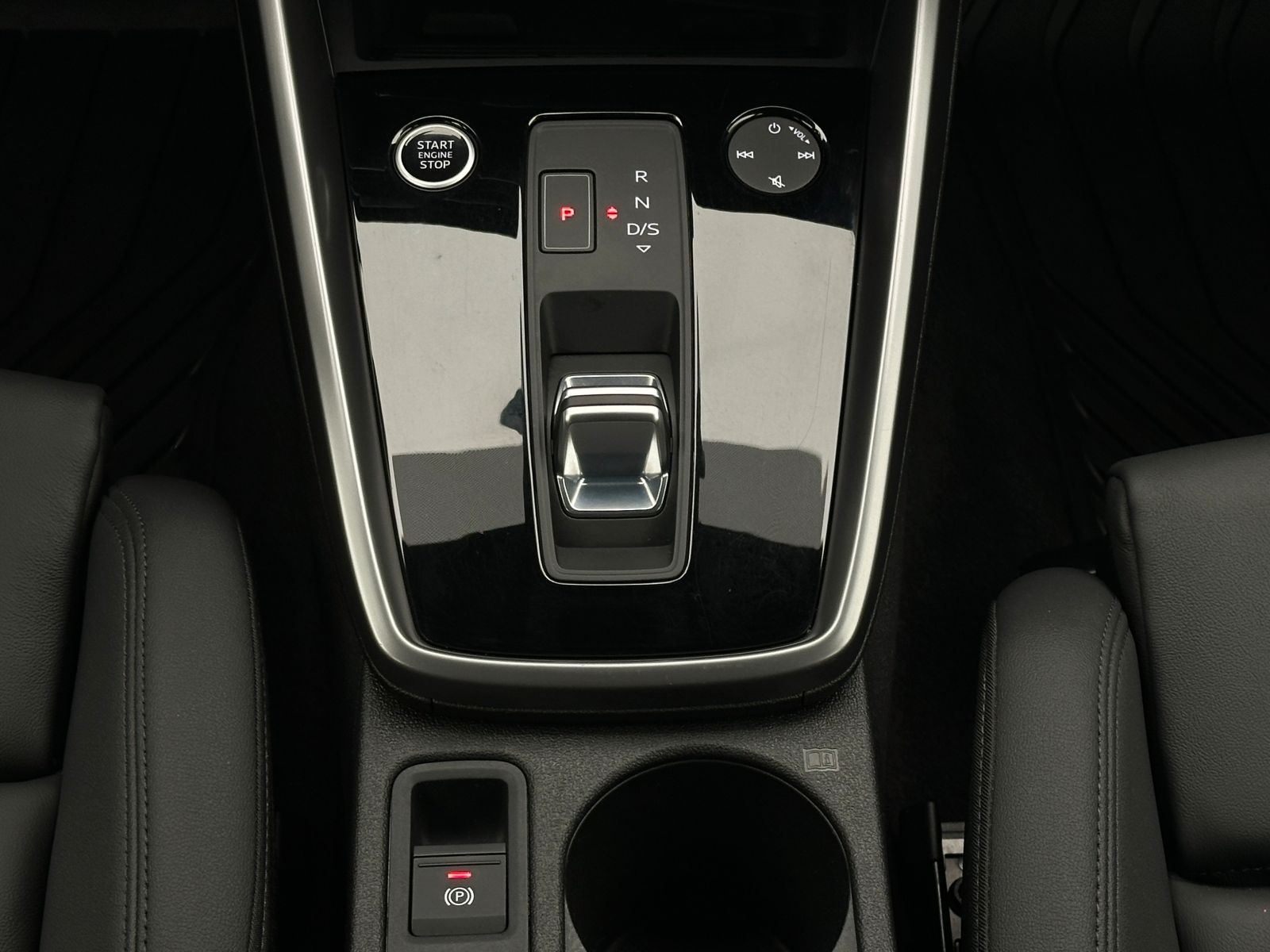 Audi A3 SB 35 TFSI advanced+NAV+VIRTUAL+HUD+KLESS+ACC