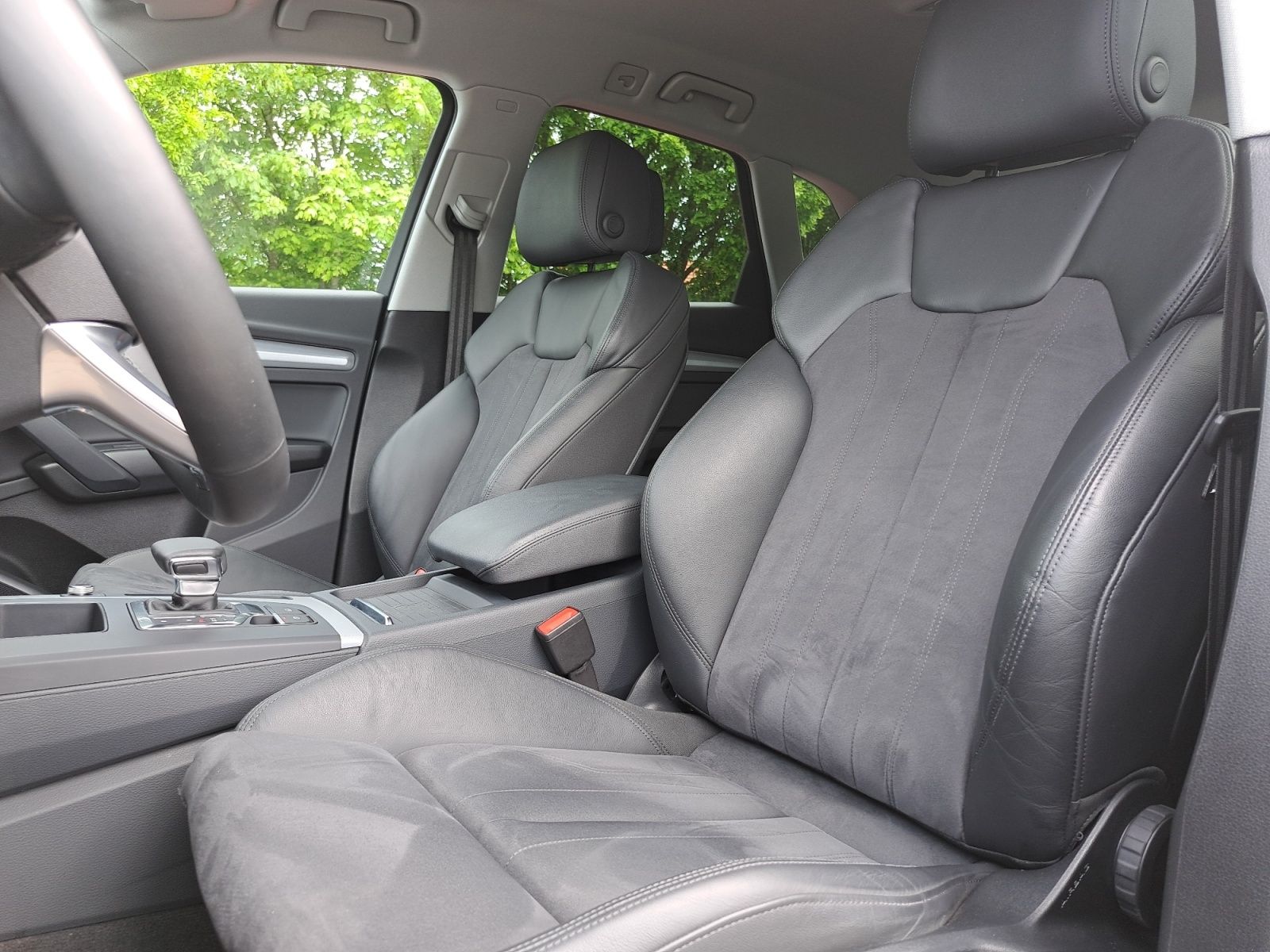 Audi Q5 Business S line 50 TDI quattro tiptr. AHK MAT