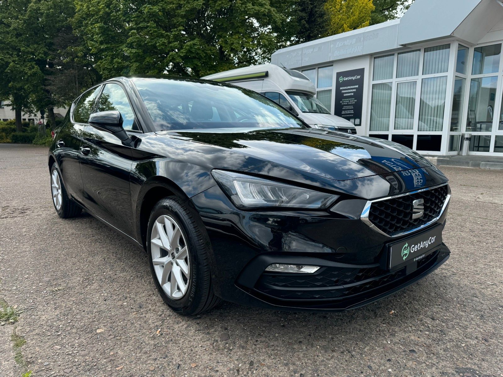 Seat Leon Style 1.0 eTSI DSG - Samsaru's Car Outlet