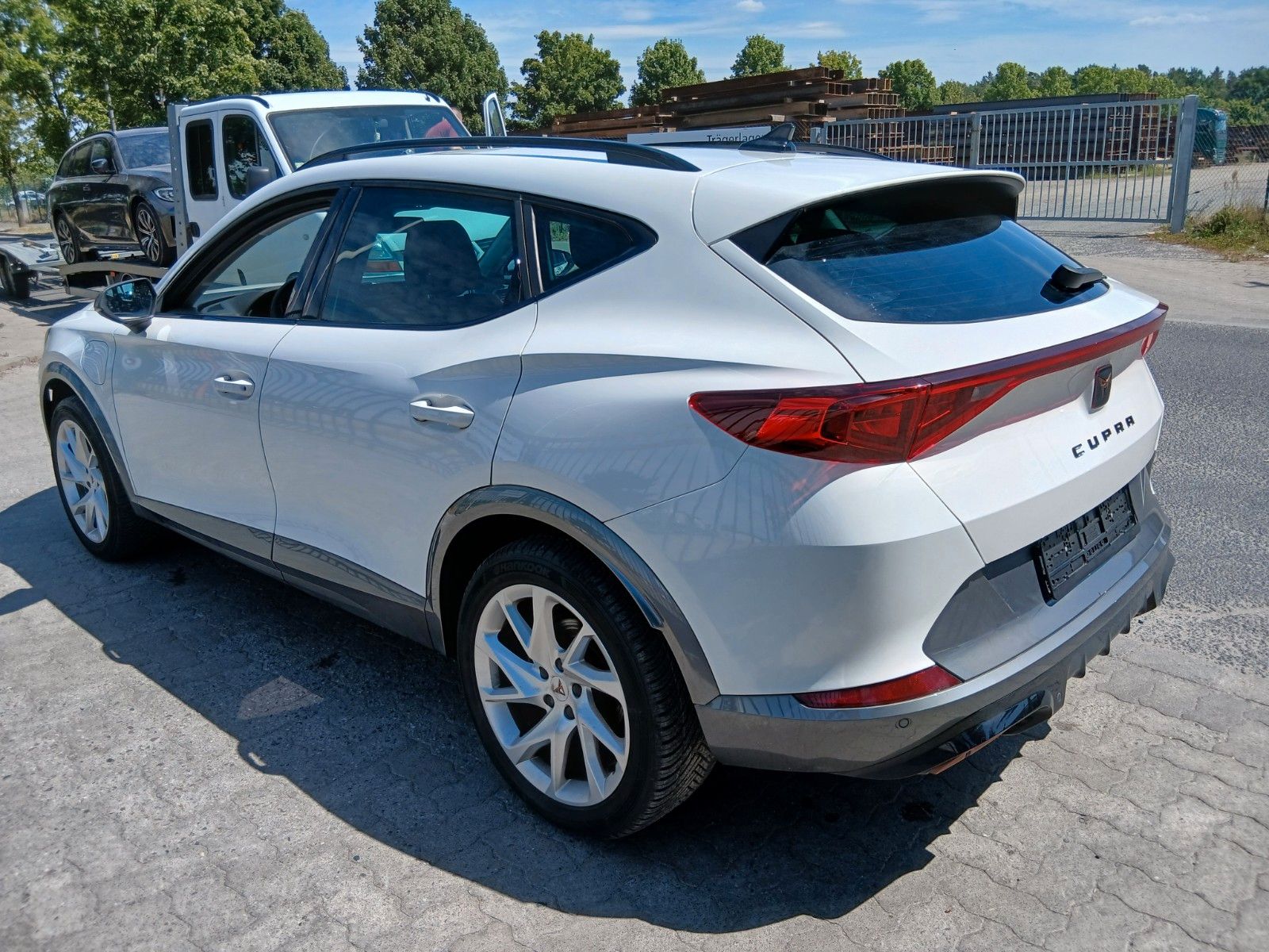 Cupra Formentor Hybrid Plug-in-Hybrid - Samsaru's Car Outlet