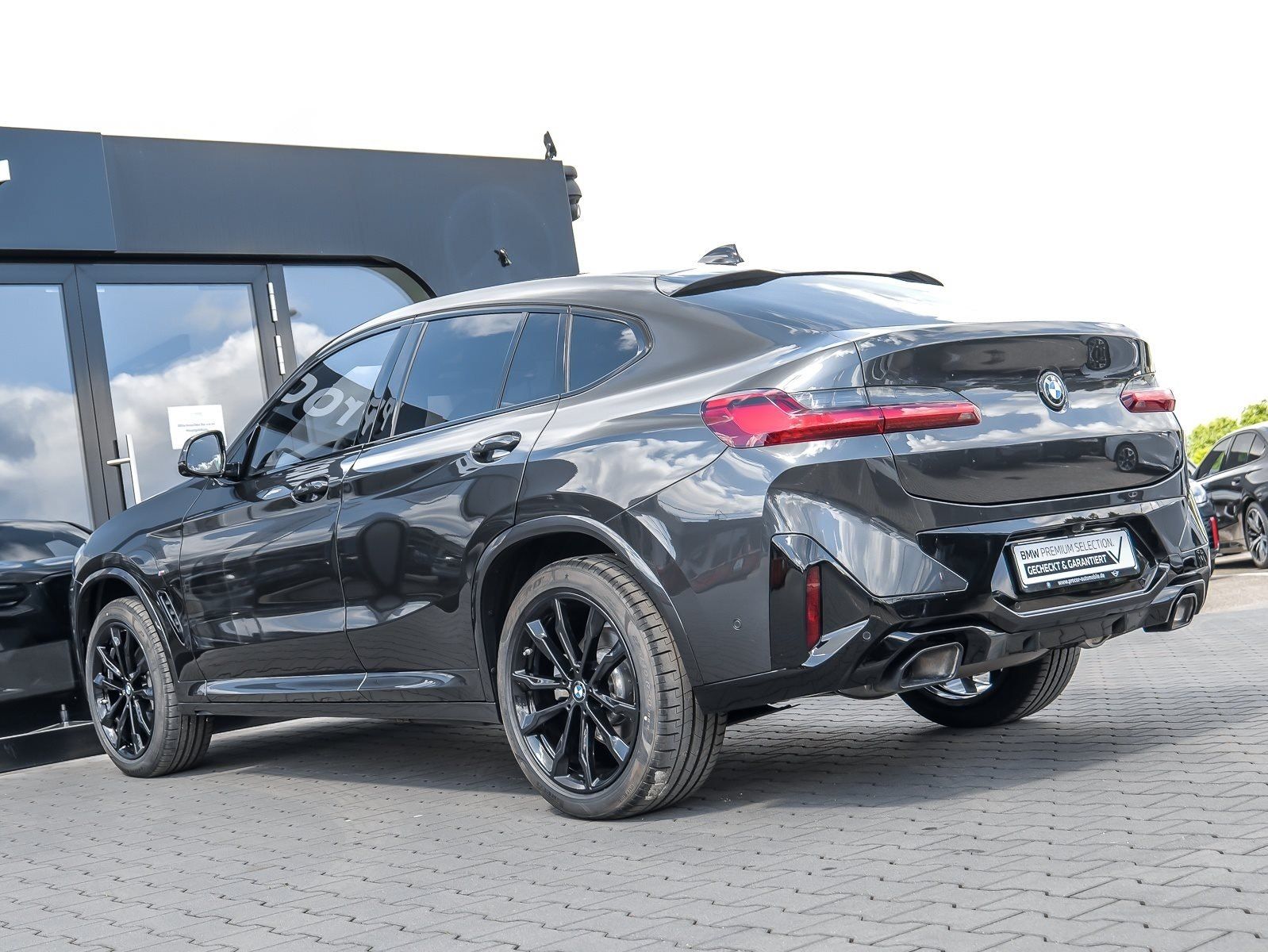 BMW X4 xDrive30d M Sport PANO ACC AHK RFK NAVI LED