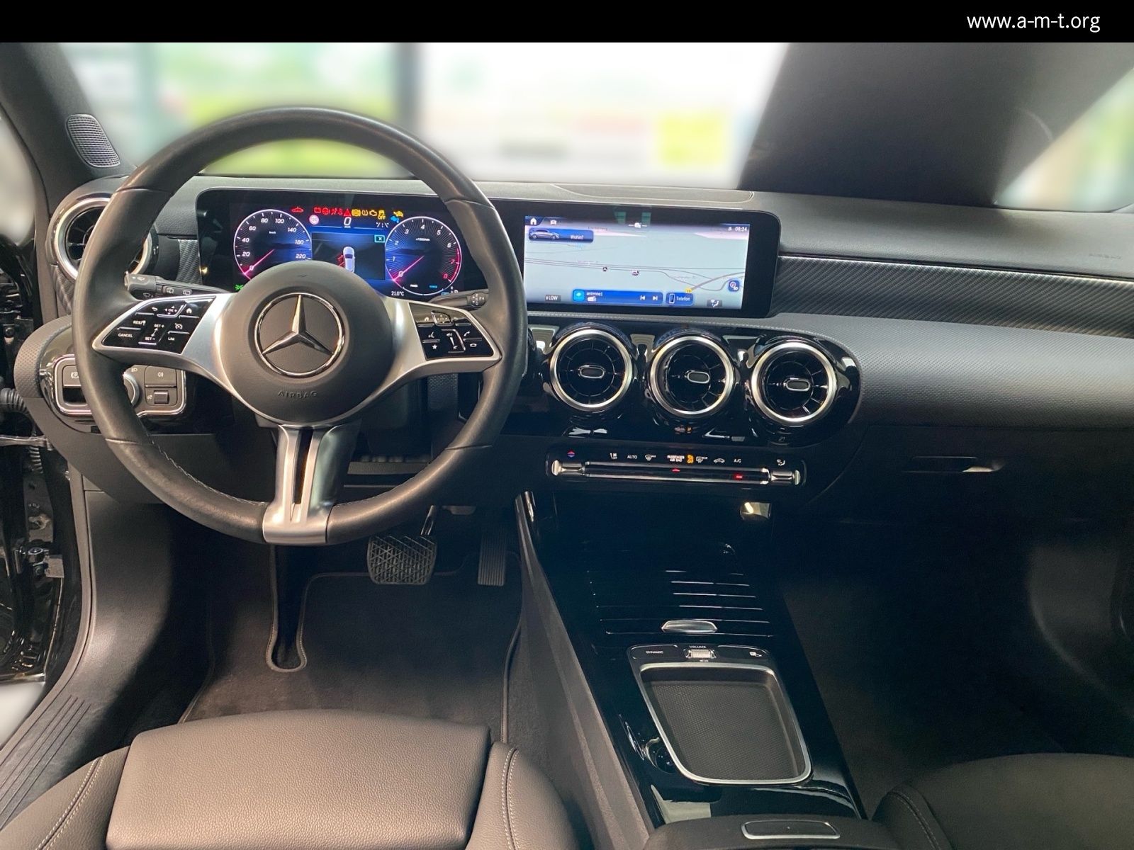 Mercedes-Benz A 200 Progressive Line - Samsaru's Car Outlet