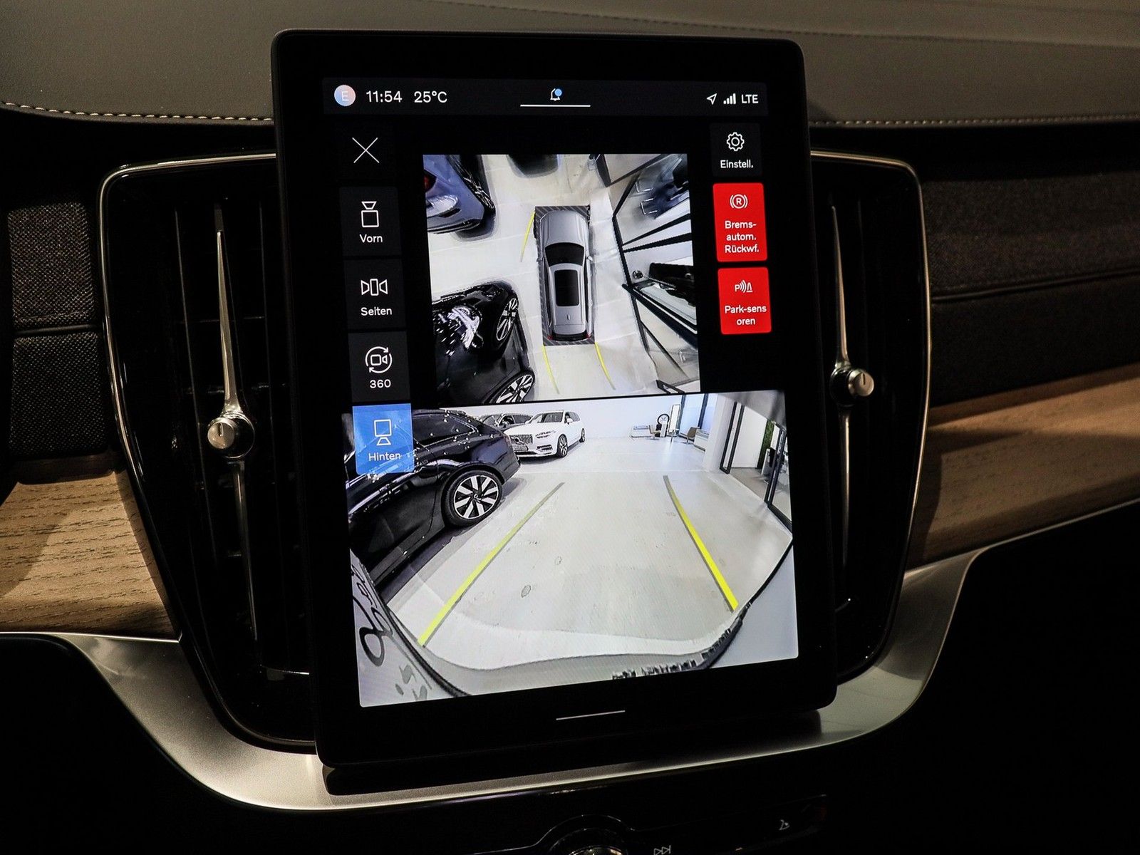 Volvo XC90 T8 AWD Recharge Reskin Plus Dark NP:95.340,