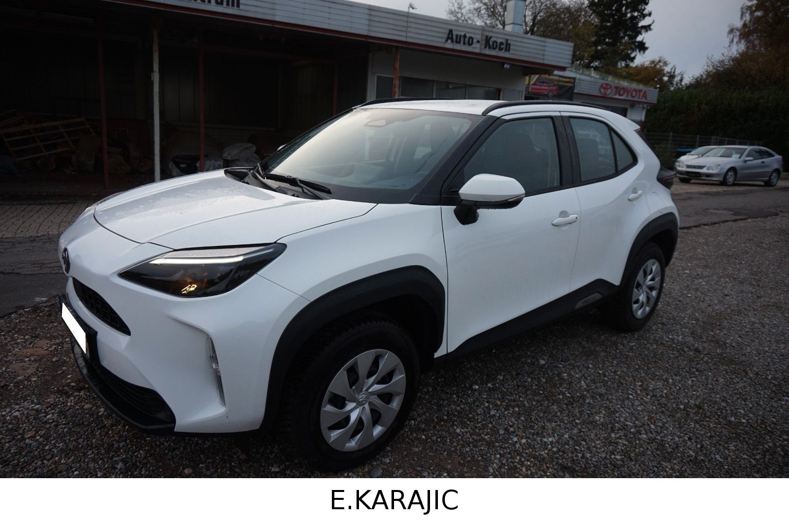 Toyota Yaris Cross Hybrid FWD Business Edition