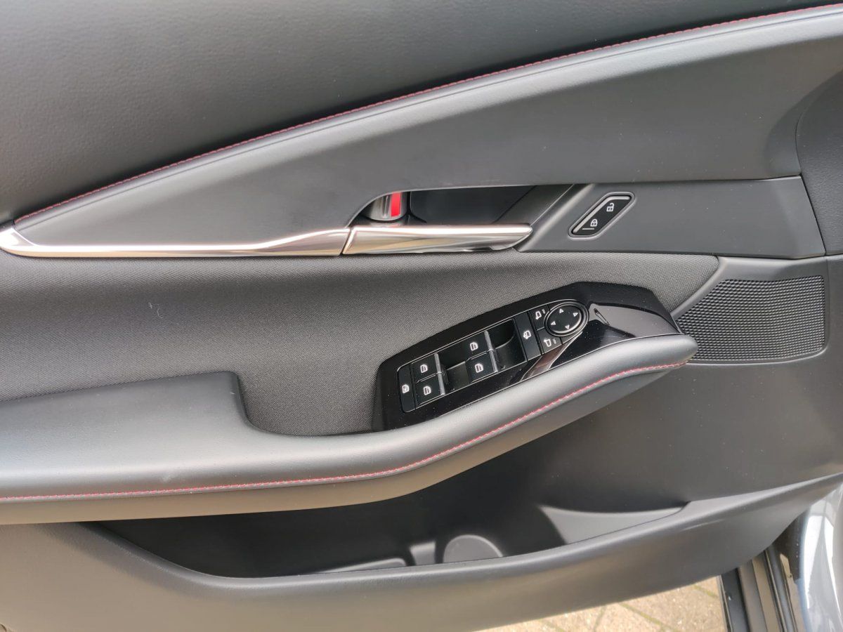 Mazda CX-30 Homura, Garantie, Anhängerzug, wenig KM