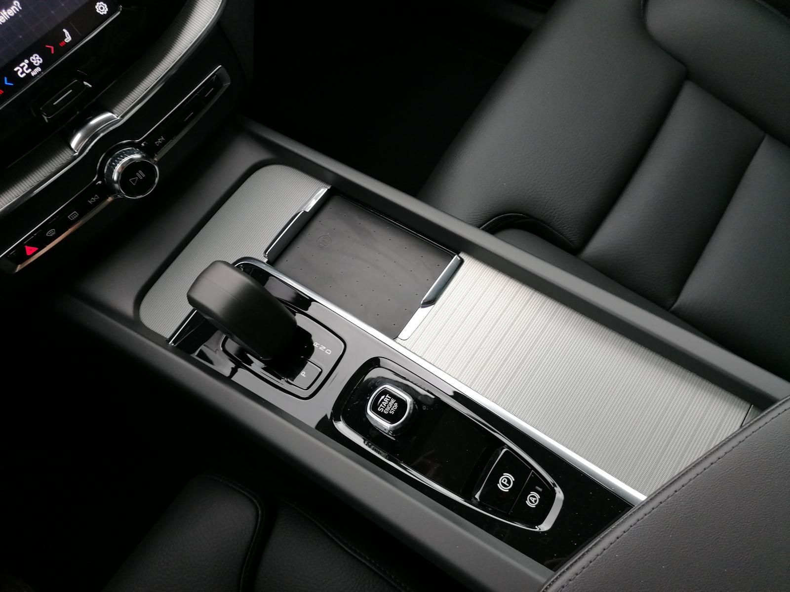 Volvo XC60 T6 AWD Recharge Plus Bright 0,5% 360° LED
