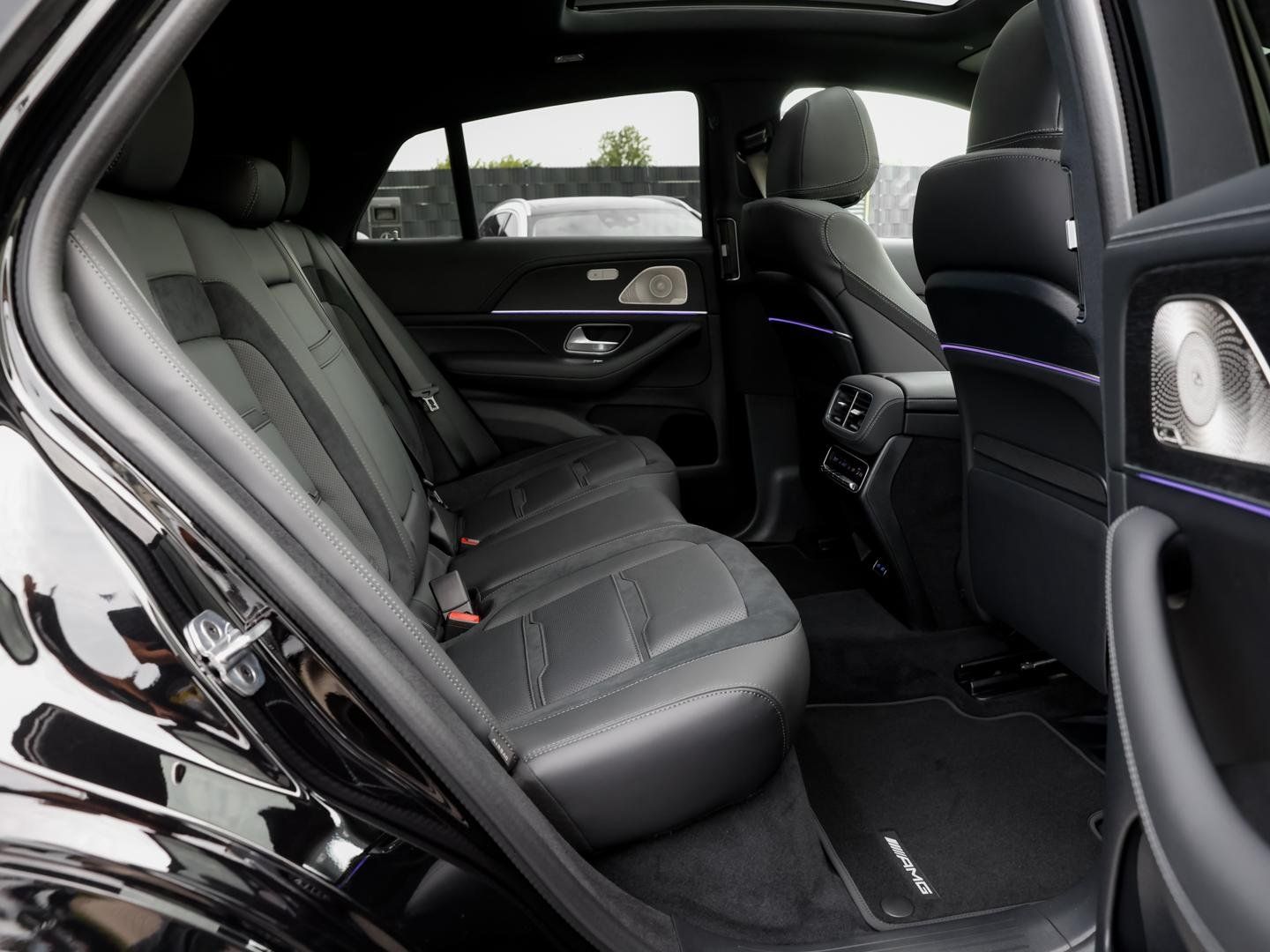 Mercedes-Benz GLE 53 AMG 4M Coupé Distronic Multibeam Pano AHK