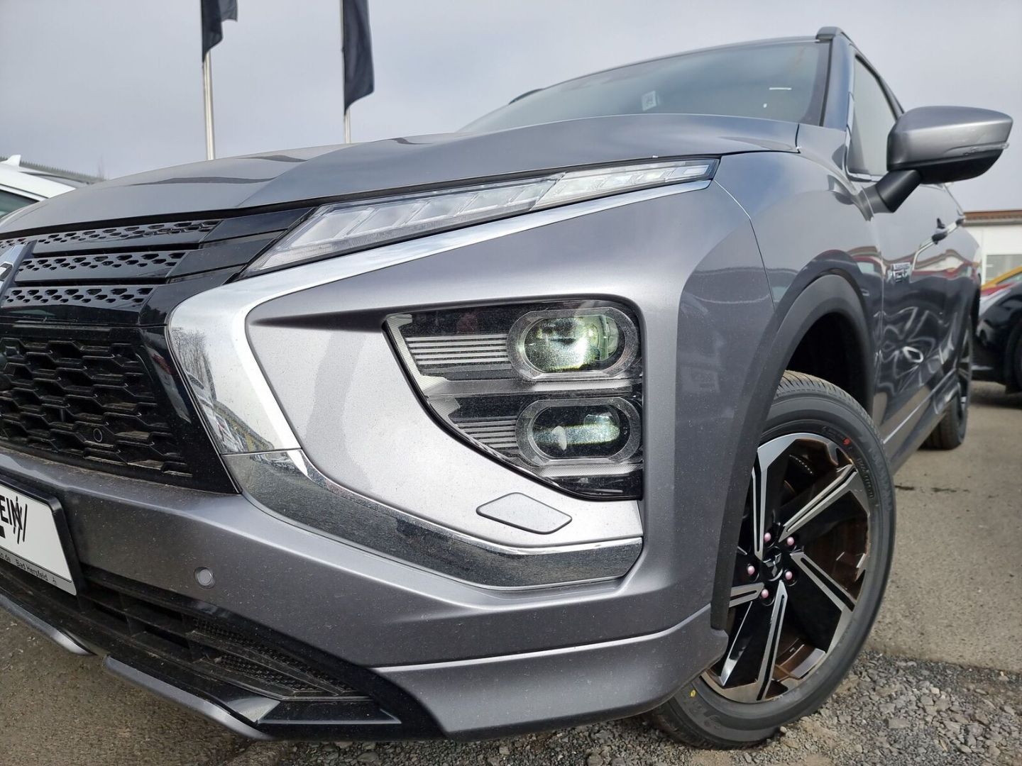 Mitsubishi Eclipse Cross Plug-In Hybrid Select App Sitzh.