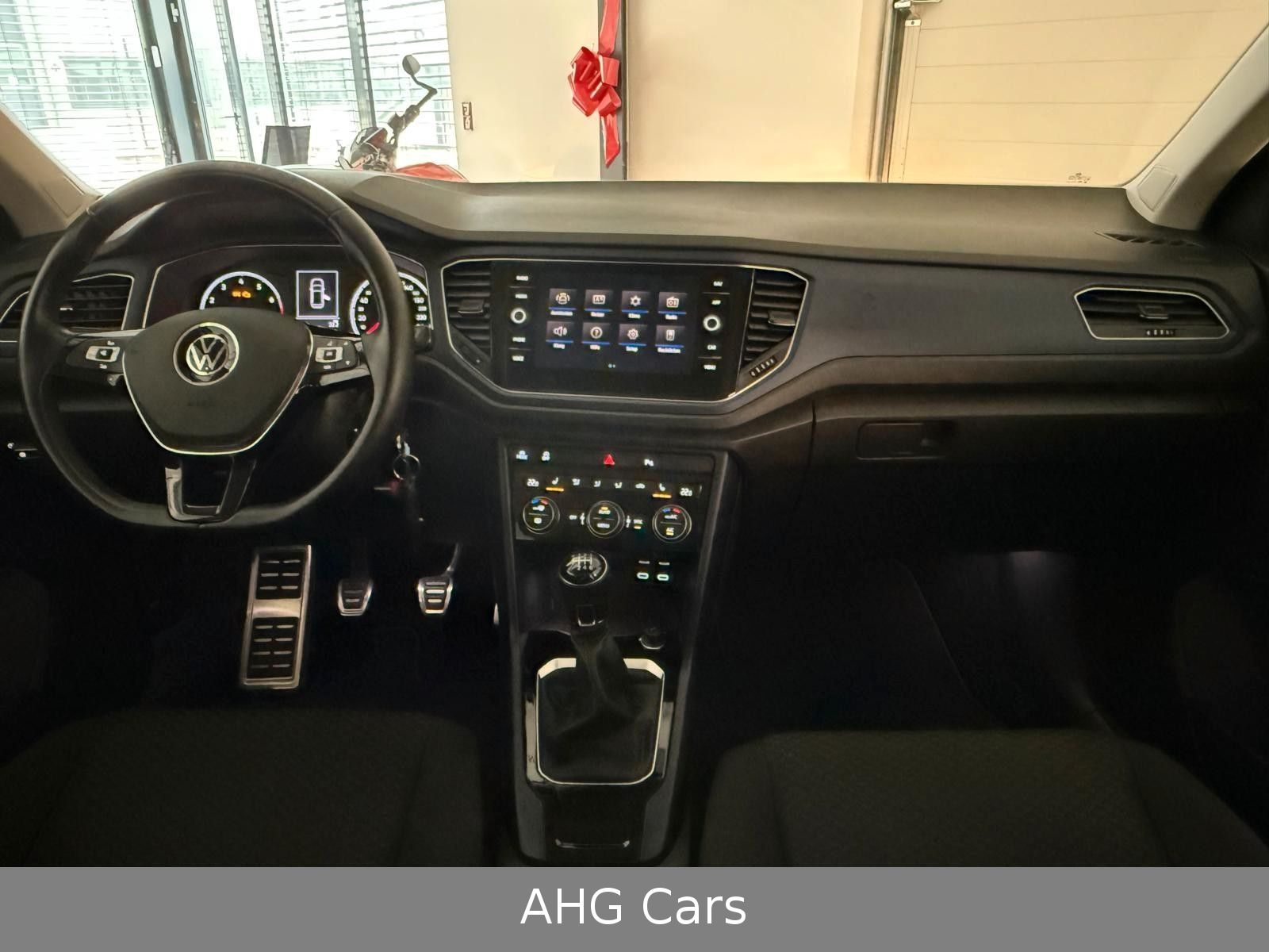 Volkswagen T-Roc Style UNITED 1.0 TSI - Samsaru's Car Outlet