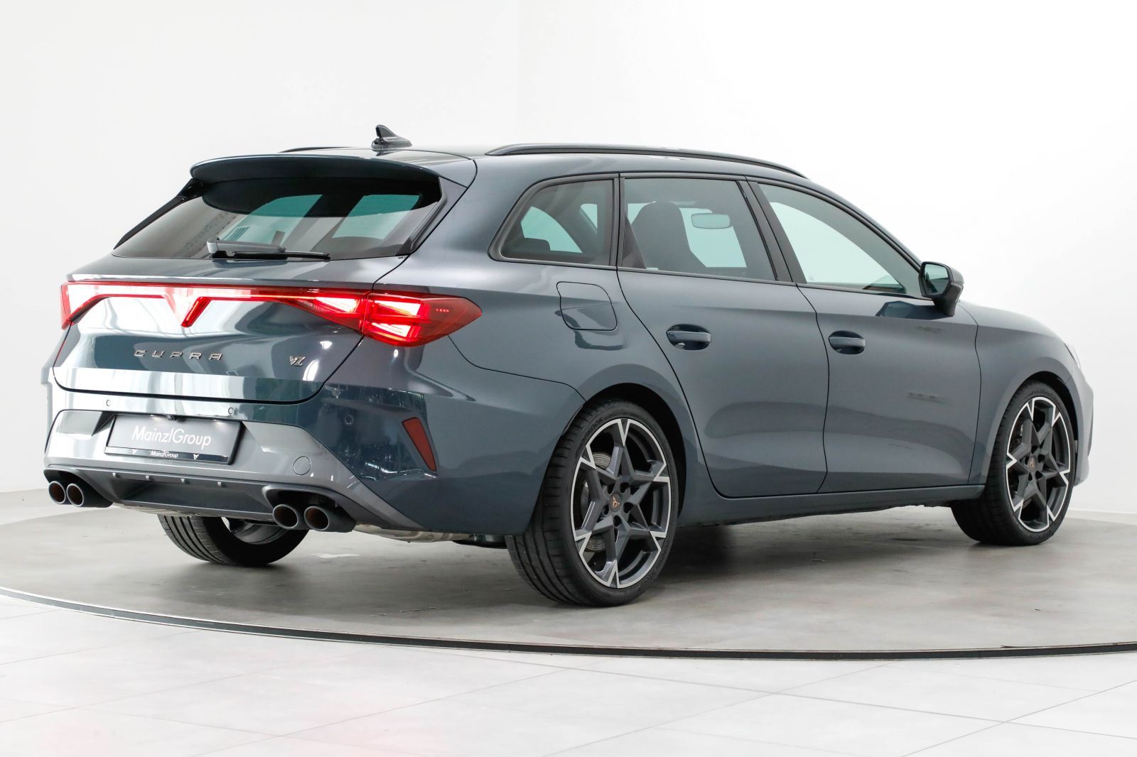 Seat Leon ST 2.0 TSI 4D DSG VZ AHK Kam. SHZ ACC