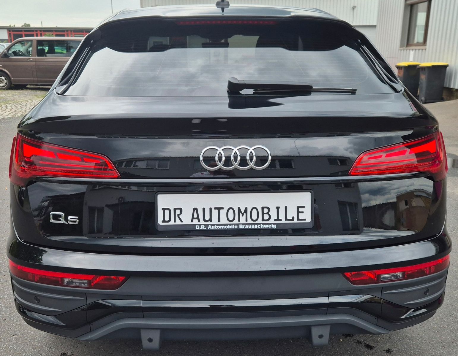 Audi Q5 Sportback 35 TDI - Samsaru's Car Outlet