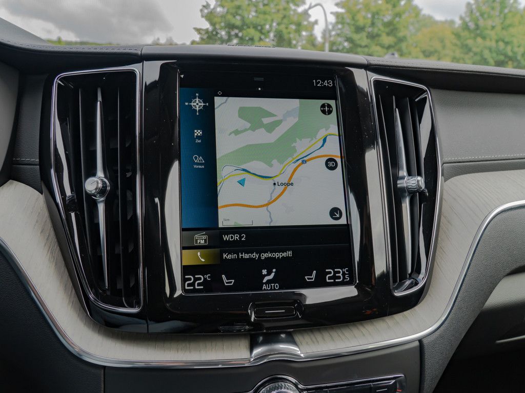 Volvo XC60 T6 AWD Recharge Geartronic Inscription aus