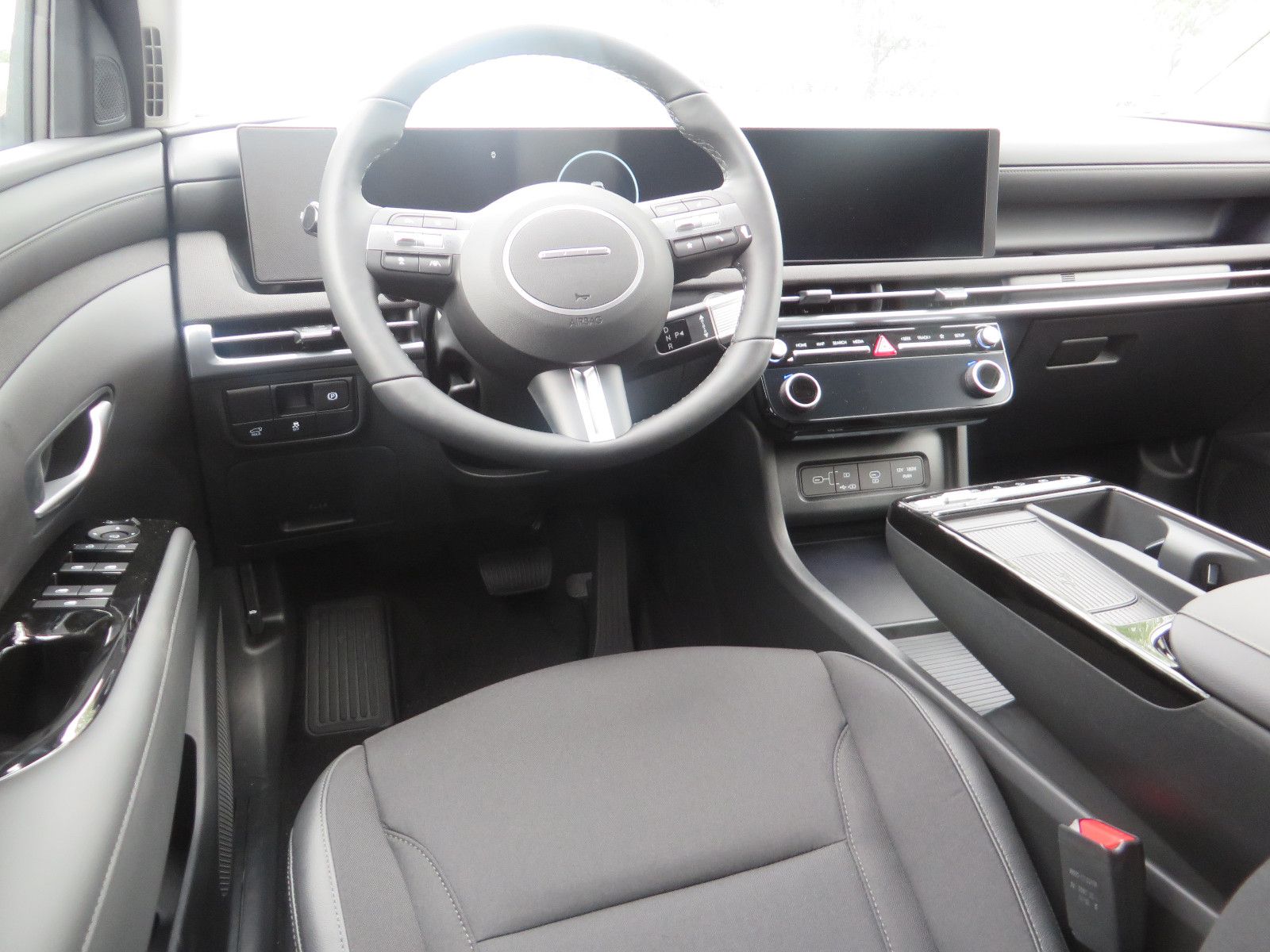 Hyundai TUCSON 1.6 T-GDI DCT Trend - Samsaru's Car Outlet