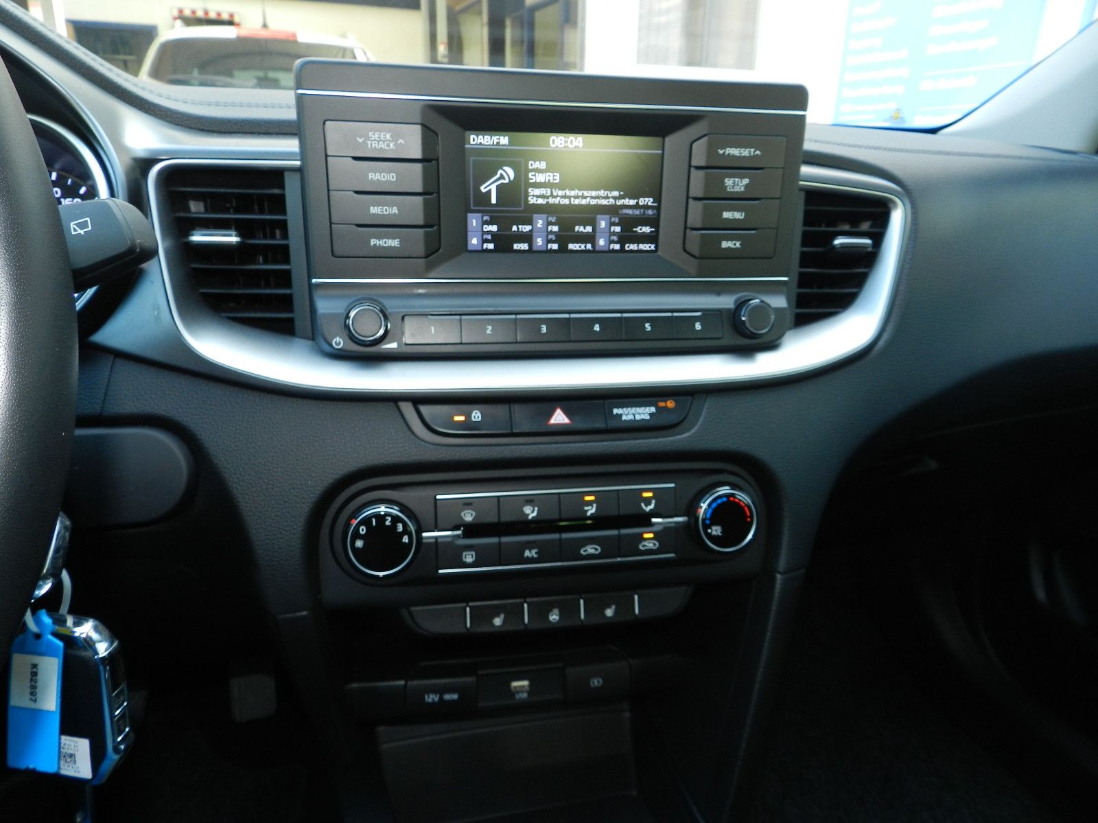 Kia Ceed - Samsaru's Car Outlet