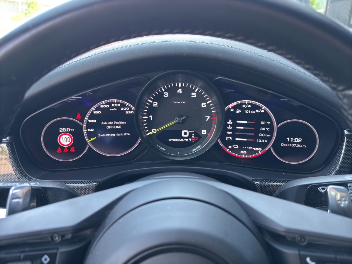 Porsche Panamera 4S E-Hybrid | Hinterachslenkung | BOSE