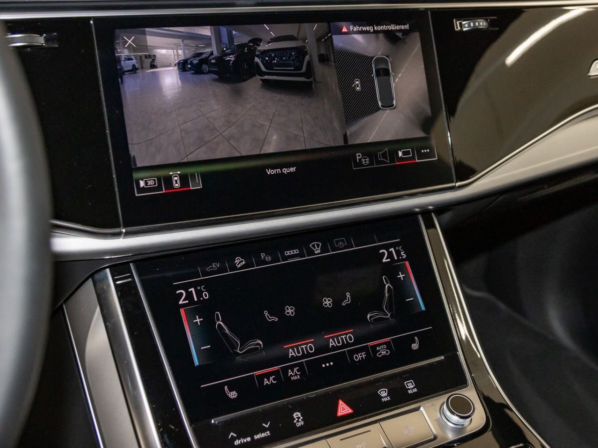 Audi Q7 SUV TFSI e S line 55 TFSI e quattro tiptronic