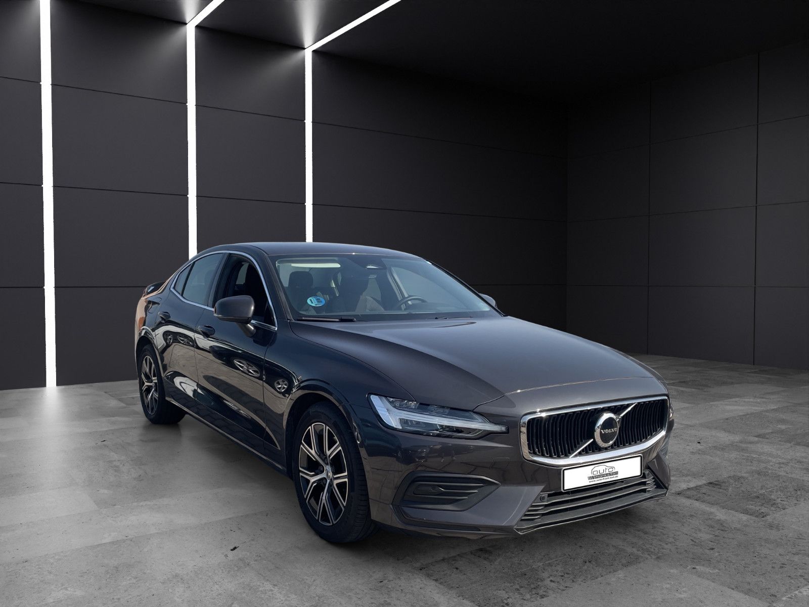 Volvo S60 Lim. Plus Dark LED*CAM*Navi*Shzg