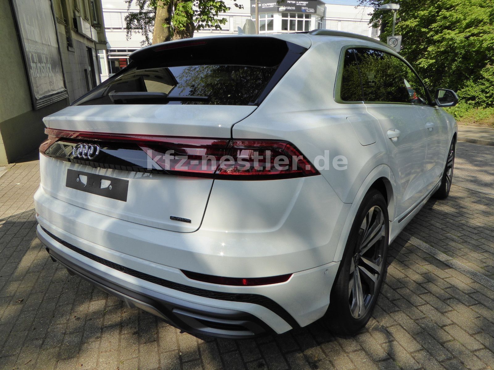 Audi Q8 55 TFSI S Line - Samsaru's Car Outlet