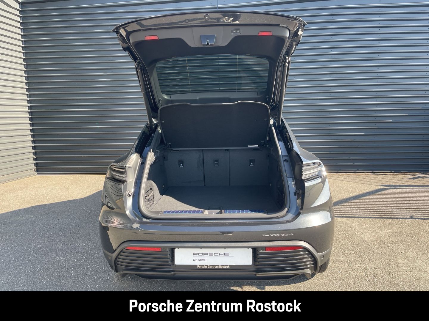 Porsche Macan 4 BOSE Abstandstempomat Surround-View LED