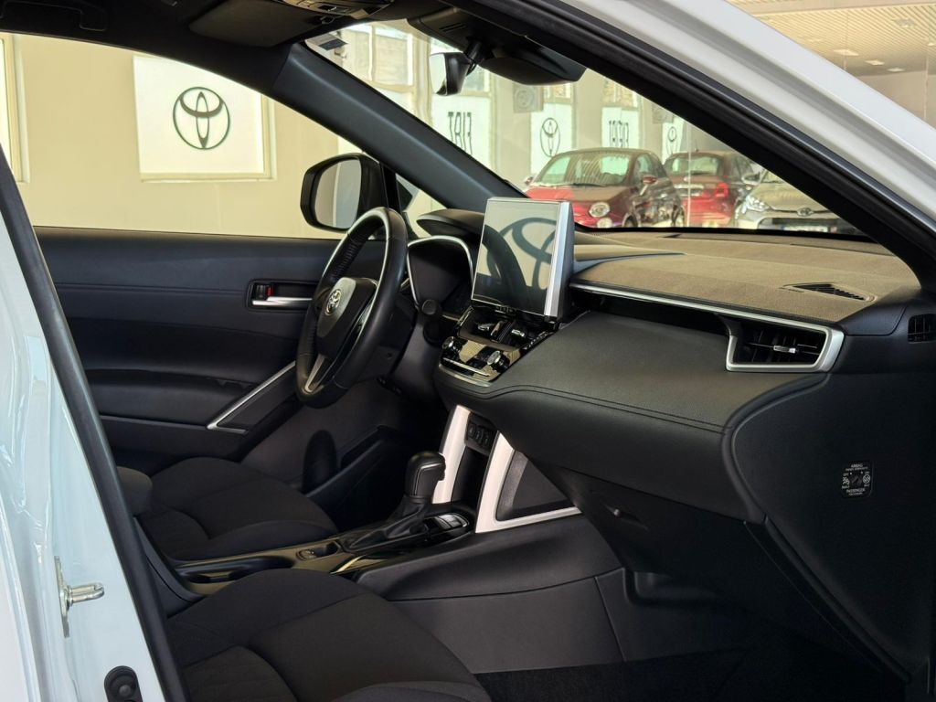 Toyota Corolla Cross Hybrid 2.0 VVT-i Team Deutschland
