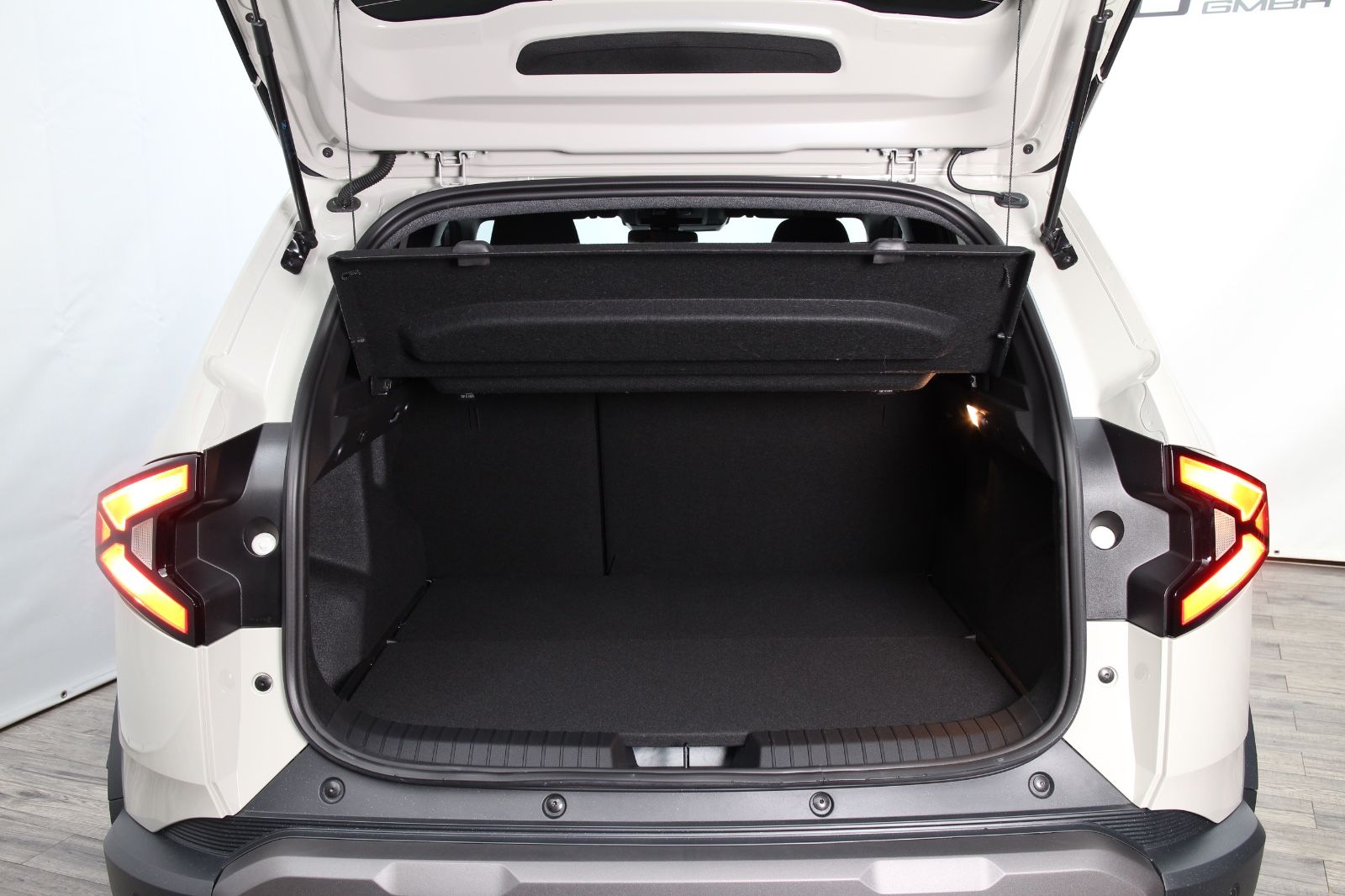 Dacia Duster III Hybrid 140 Journey - Samsaru's Car Outlet