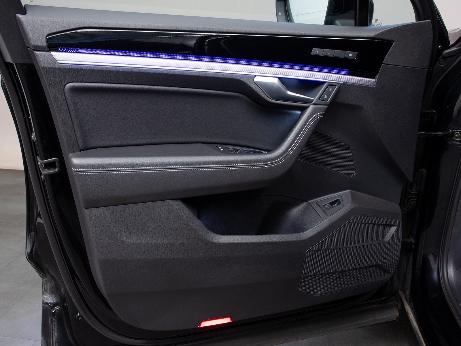 Volkswagen Touareg R-Line DYN Matrix 360°StandH.ACC Leder
