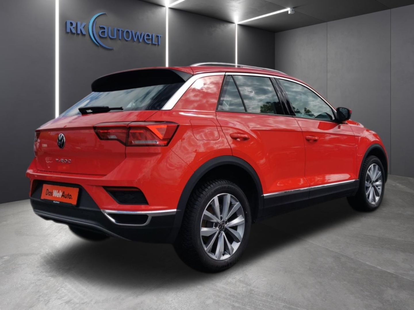 Volkswagen T-Roc Style - Samsaru's Car Outlet