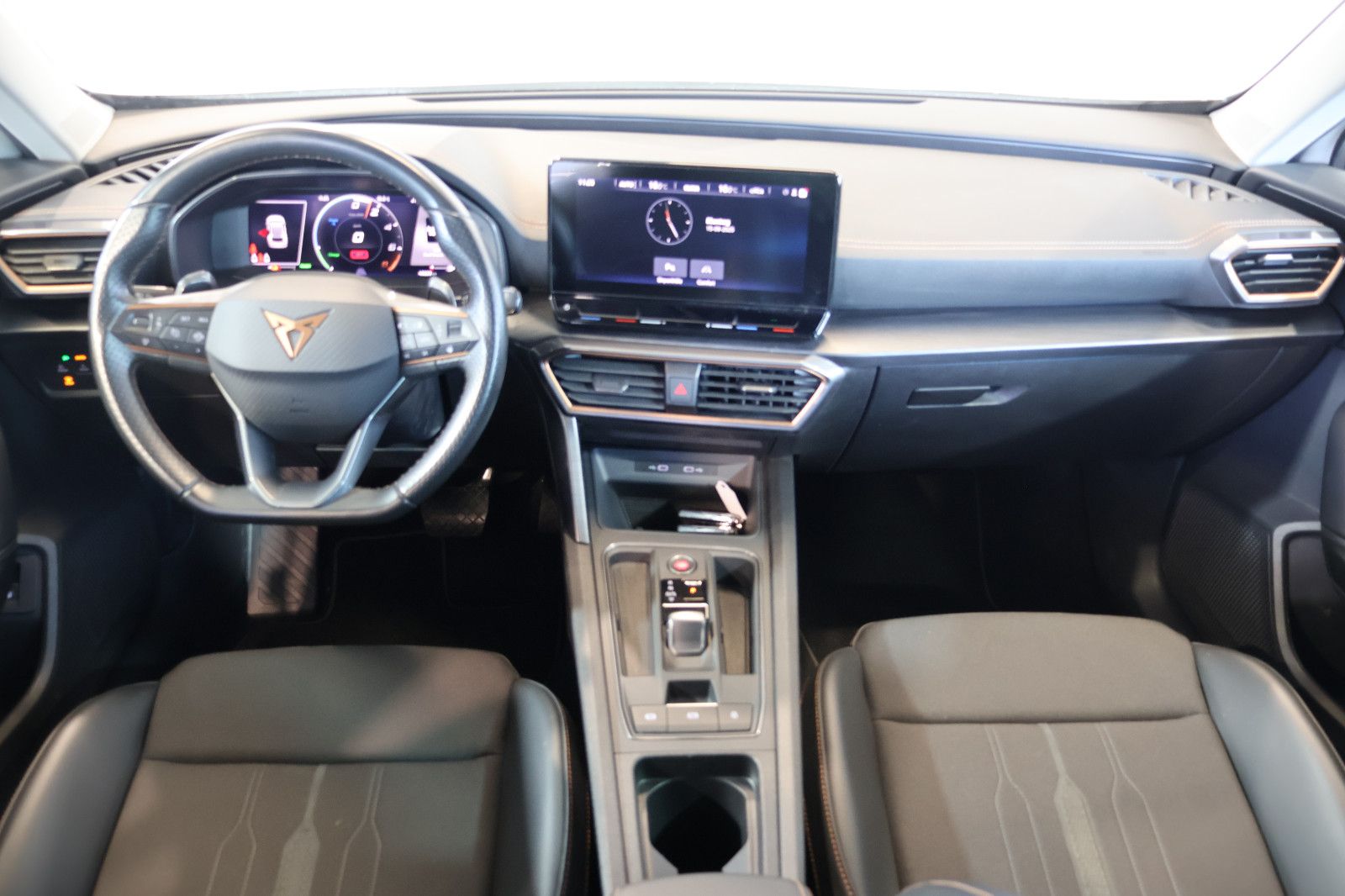 Cupra Formentor 1.4 e-Hybrid AID+ACC+KEY+LED+18"