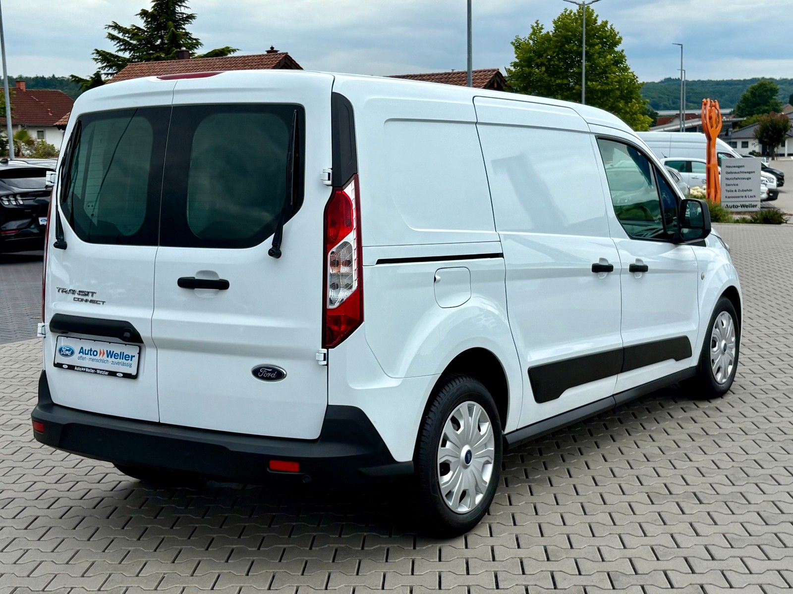 Ford Transit Connect Kasten Trend L2 1.5 EcoBlue - Samsaru's Car Outlet