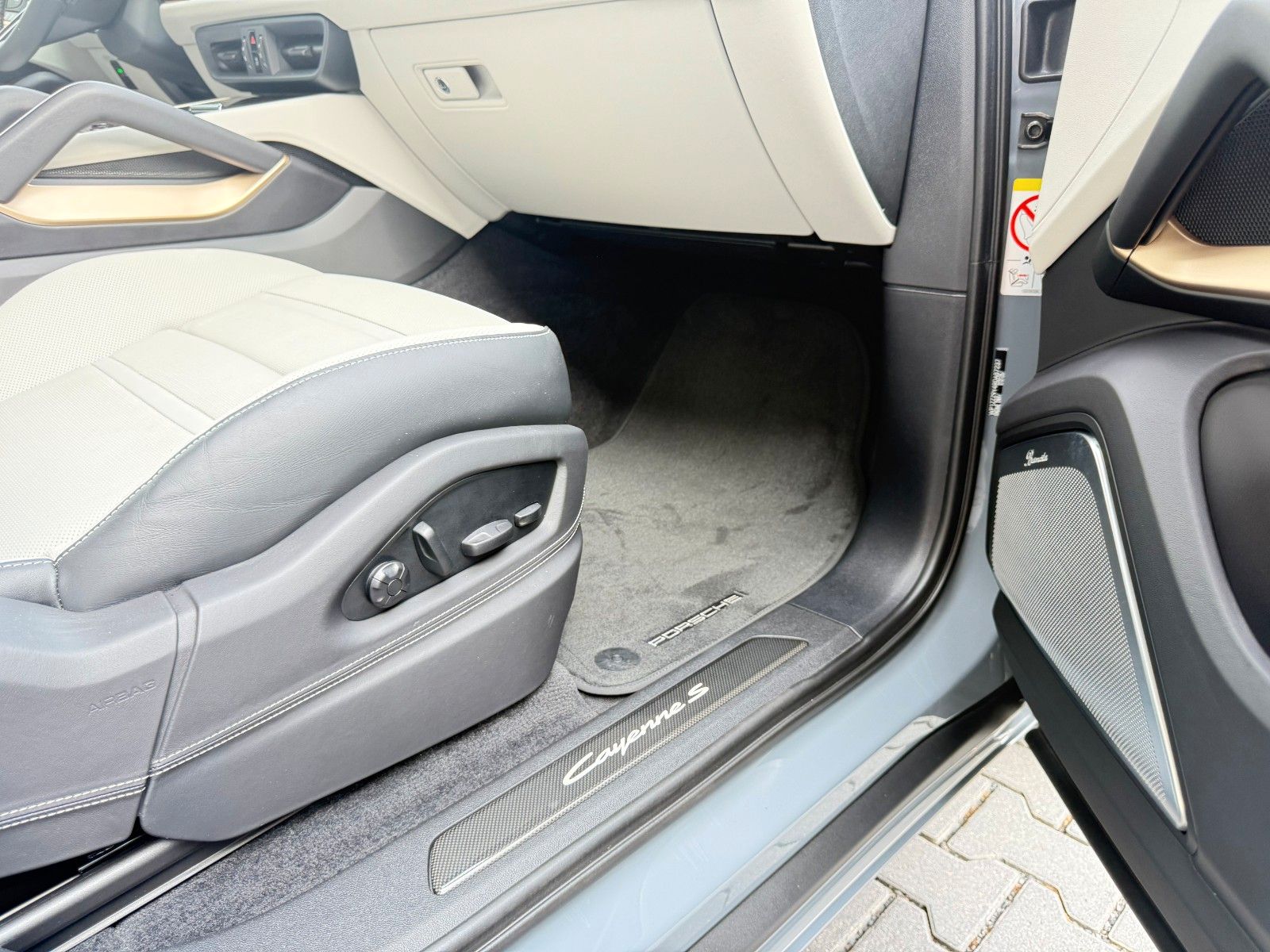 Porsche Cayenne*CoupeS*Individual*3xTV*360°ACC*BURMESTER