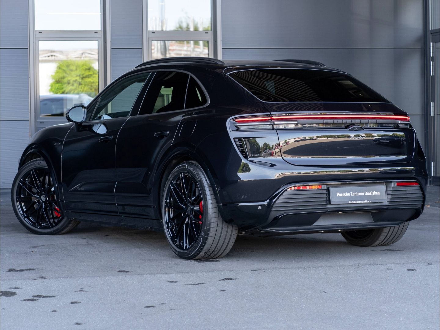 Porsche Macan Turbo Hinterachsl. Head-Up Matrix InnoDriv