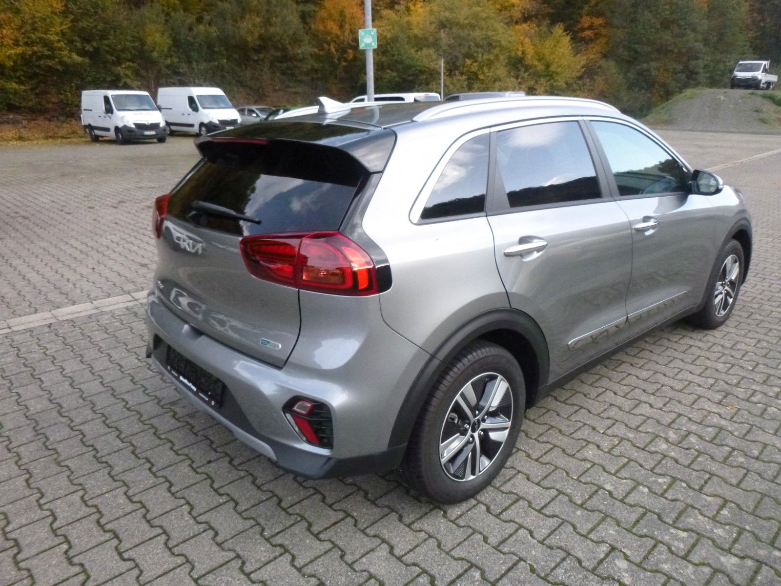 Kia Niro Spirit Plug-In-Hybrid - Samsaru's Car Outlet