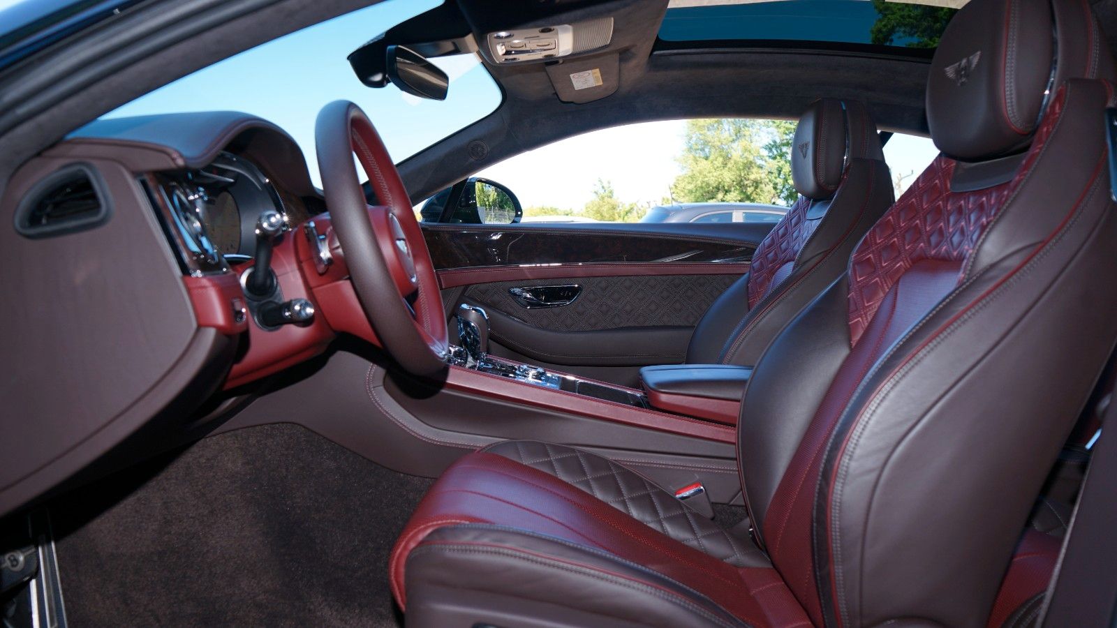 Bentley CONTINENTAL GT V8*PANO*STITCHING*MATRIX*