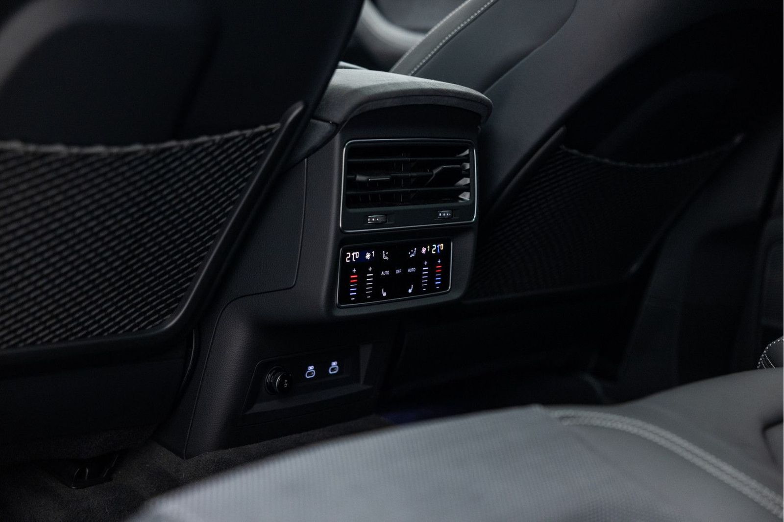 Audi RSQ8 4.0 TFSI 760 PK ABT Legacy Edition 1/125 |