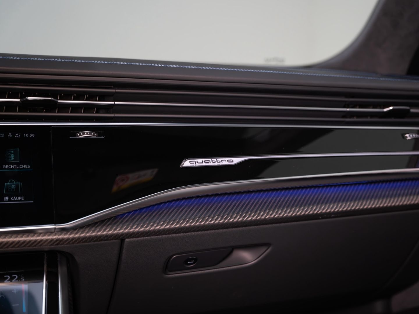 Audi RSQ8 4.0 TFSI QU PANO EXCLUSIVE DYNAMIK+ KERAMIK